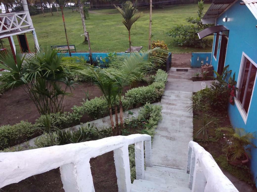 Cabinas Miss Miriam 2 Tortuguero Exterior photo